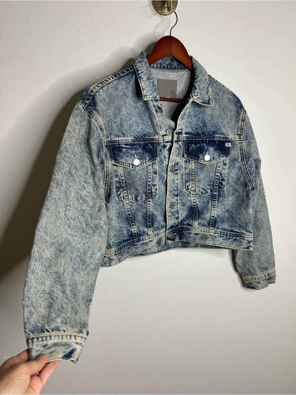 AG 100% Cotton Rigid Denim Acid Wash Cropped Trucker Style Jacket